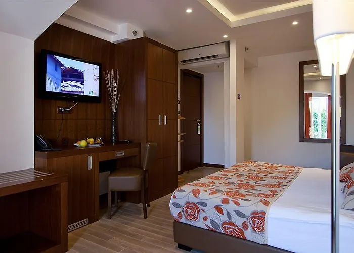 Boutique Mauro Отель 4*