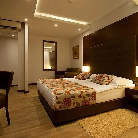 Boutique Mauro Otel