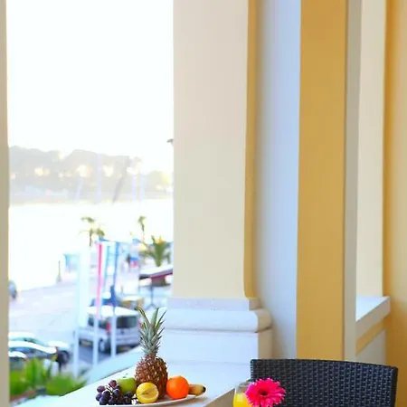 Boutique Mauro Hotel 4*