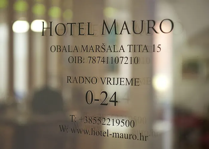 Boutique Mauro 4*